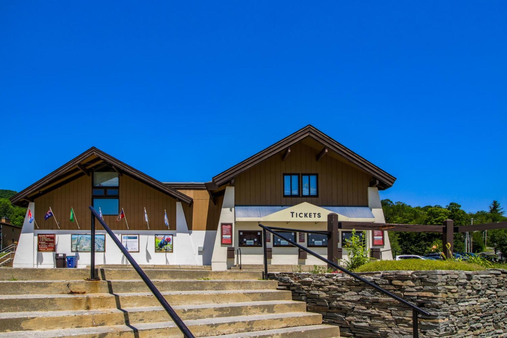 Okemo Mountain Lodge Ludlow Phòng bức ảnh