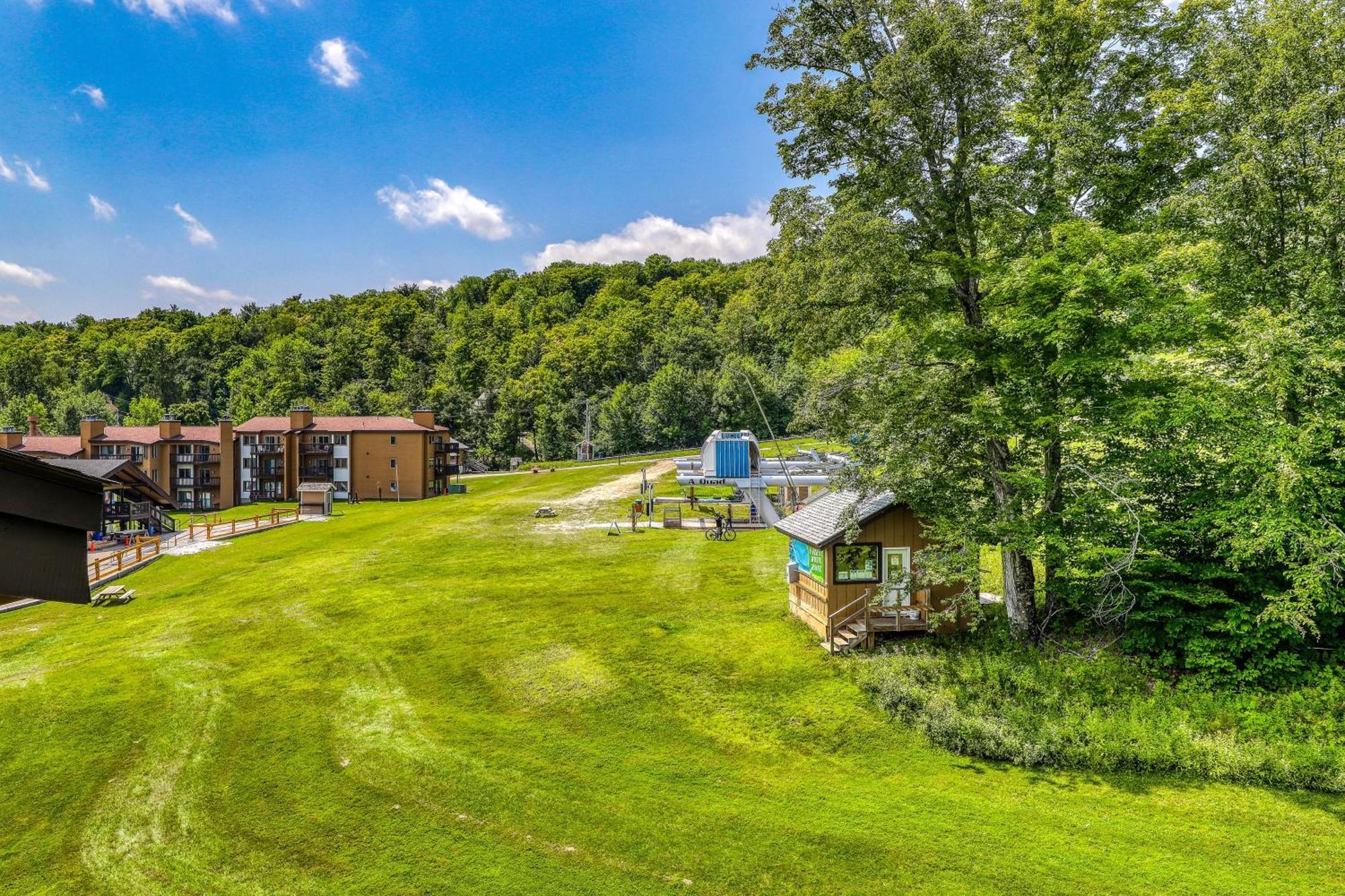 Okemo Mountain Lodge Ludlow Phòng bức ảnh