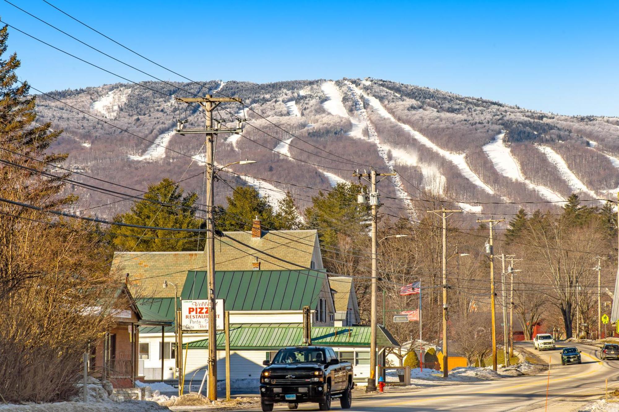 Okemo Mountain Lodge Ludlow Phòng bức ảnh