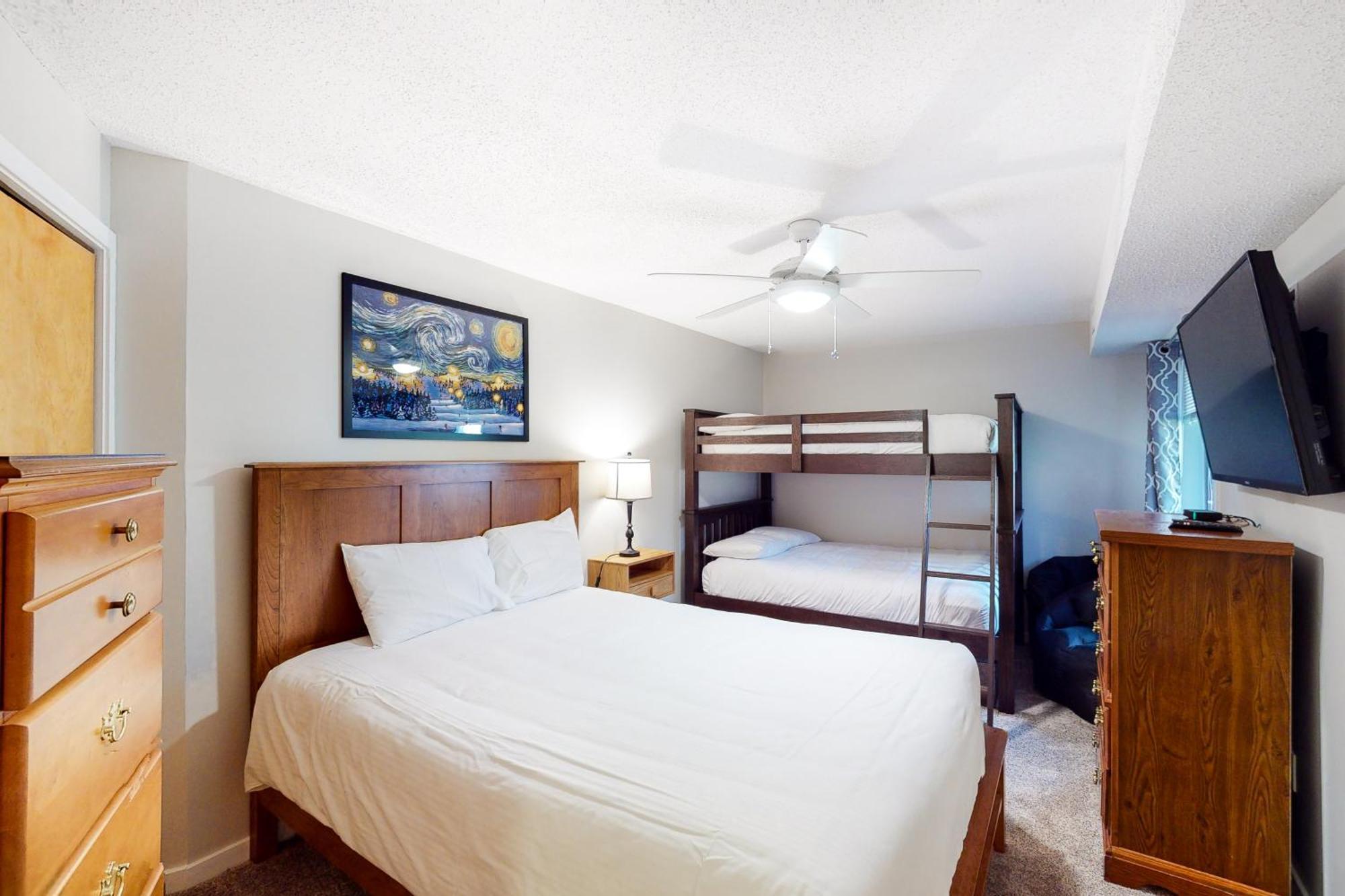 Okemo Mountain Lodge Ludlow Phòng bức ảnh