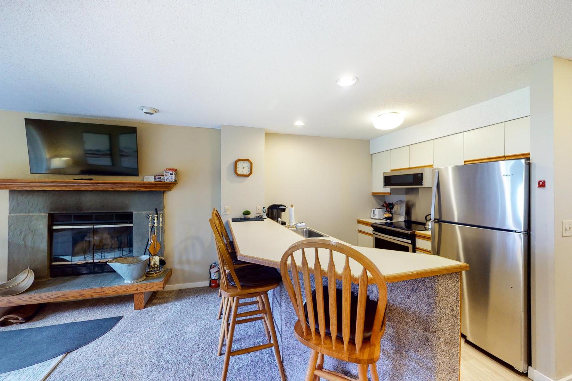 Okemo Mountain Lodge Ludlow Phòng bức ảnh