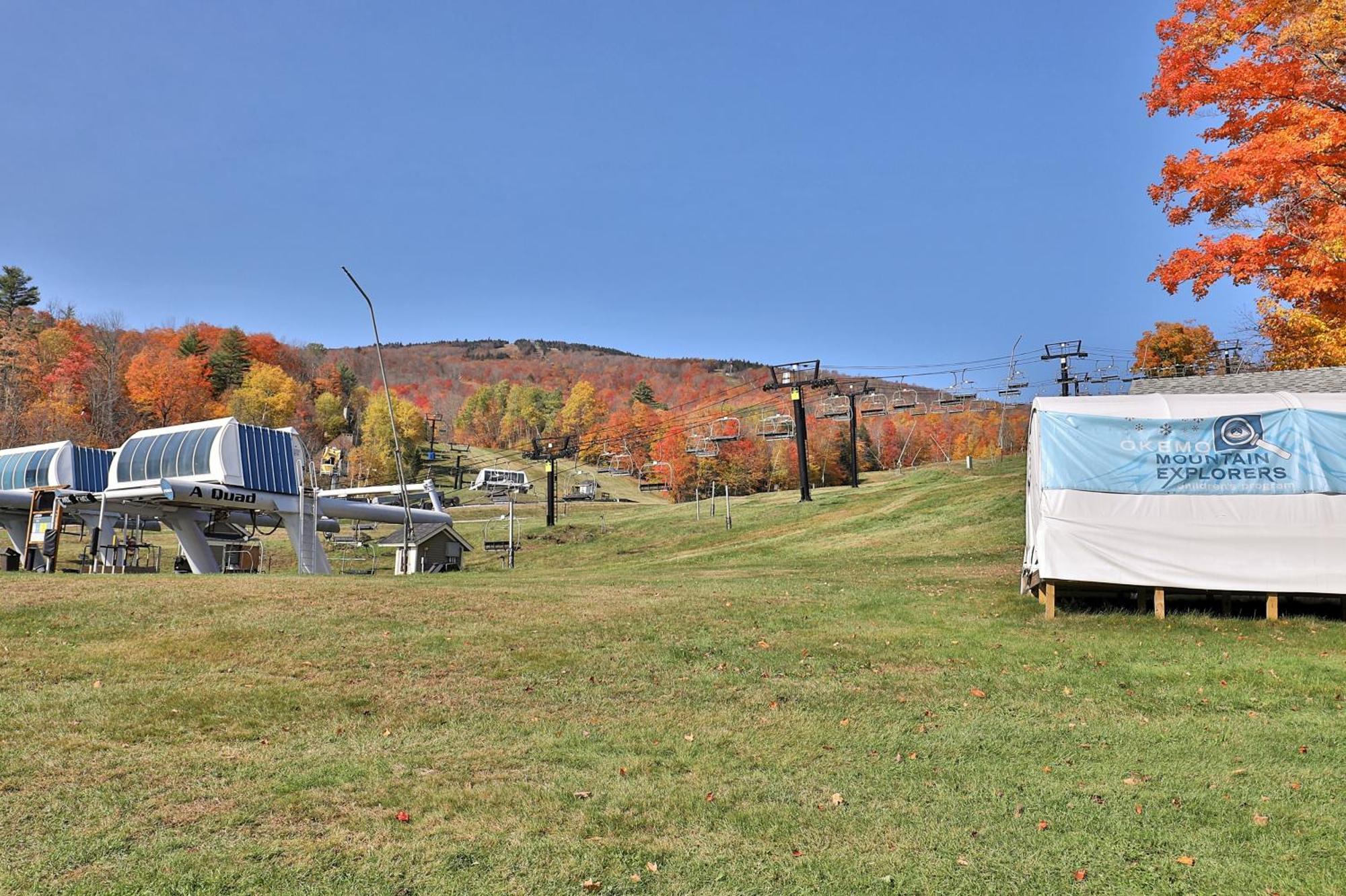 Okemo Mountain Lodge Ludlow Phòng bức ảnh