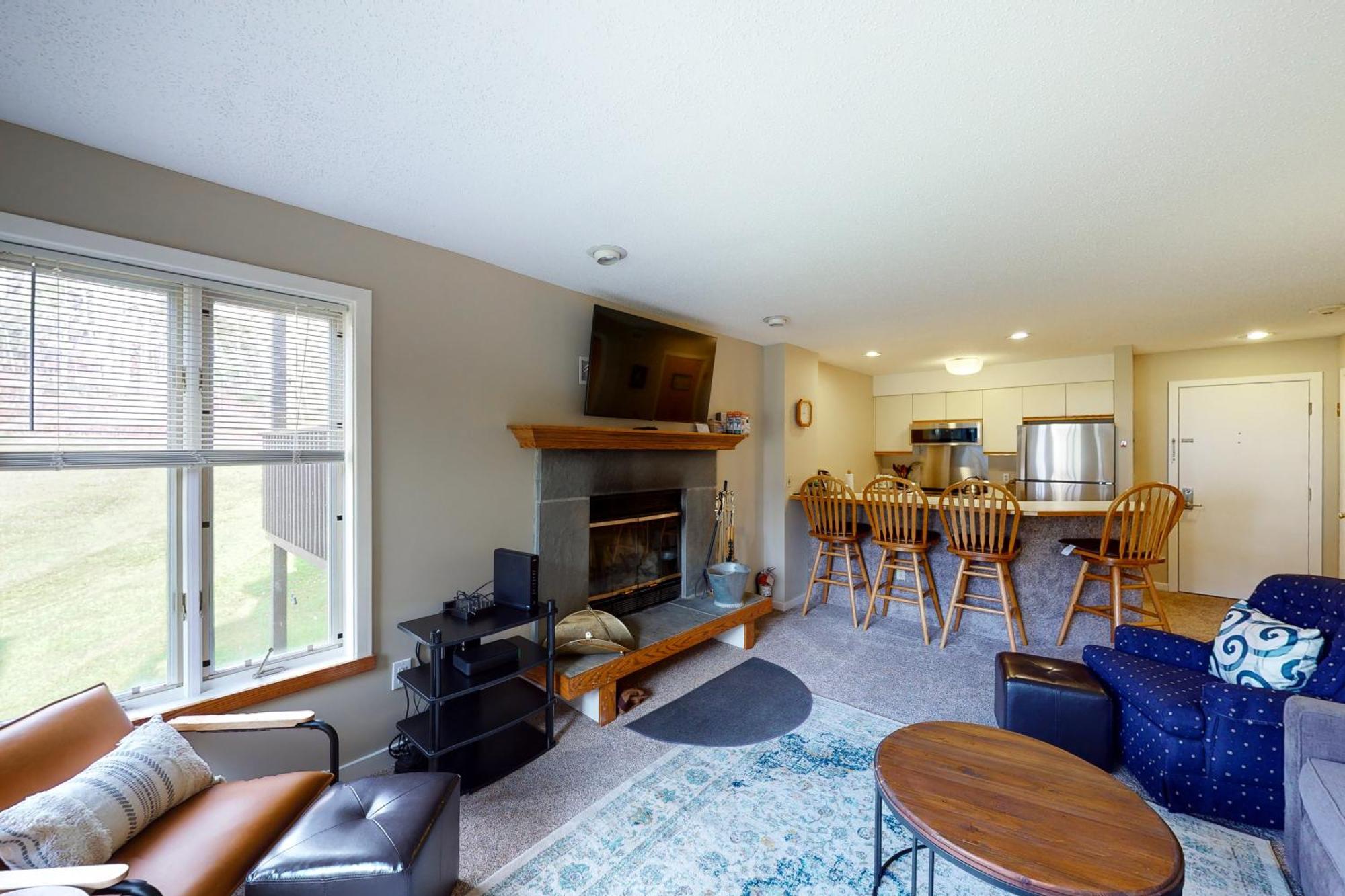 Okemo Mountain Lodge Ludlow Phòng bức ảnh