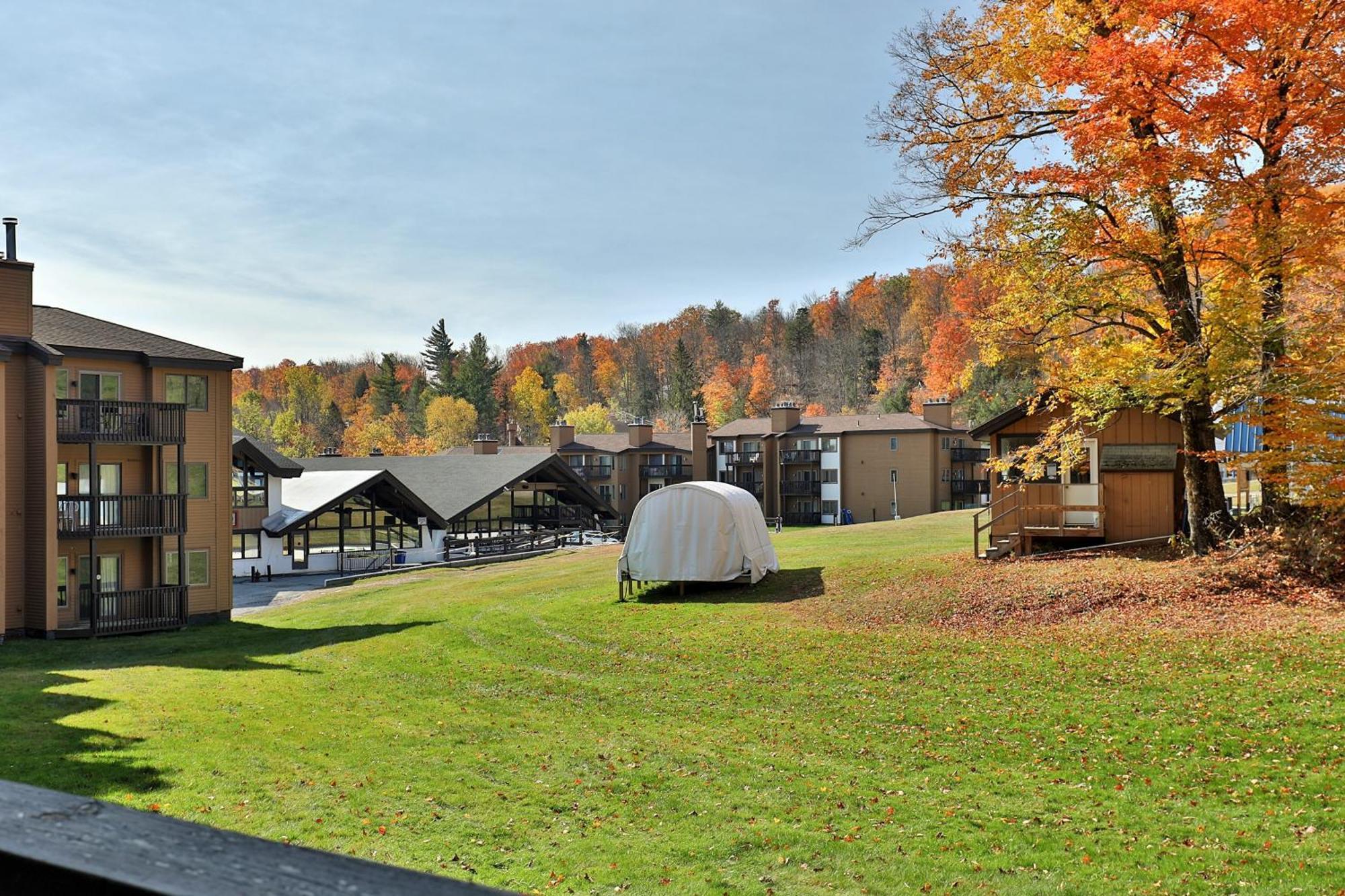 Okemo Mountain Lodge Ludlow Phòng bức ảnh